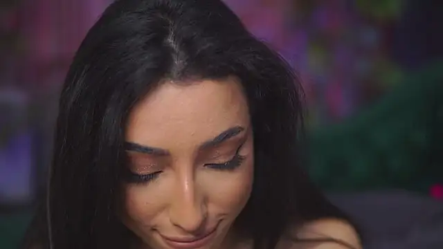 GinaValentinna's cam snapshot