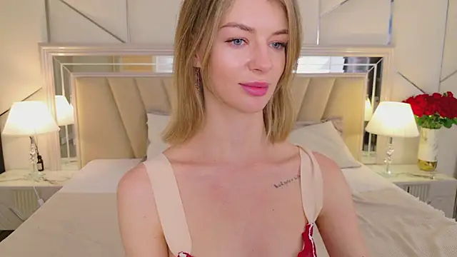 MeganMour live sex cam