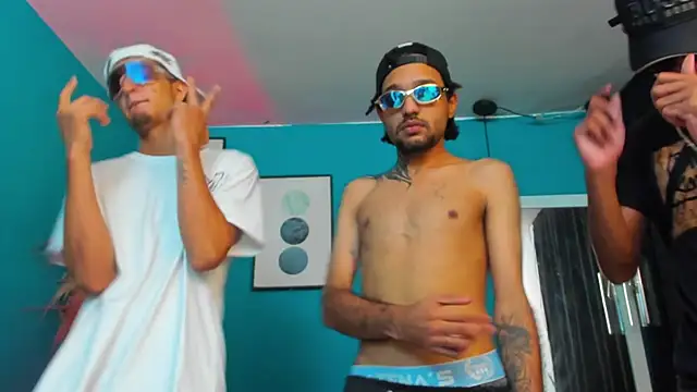 TheWolfpack_ live sex cam