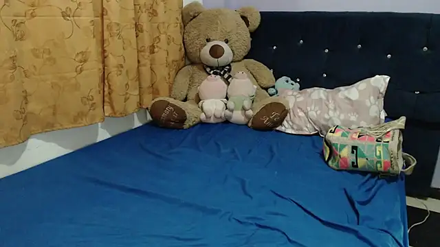 ANGELIQUE_KLANE's cam snapshot