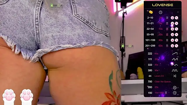 Elena-Marilyn's cam snapshot