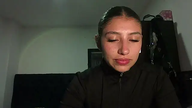 AliceTeenager___'s cam snapshot