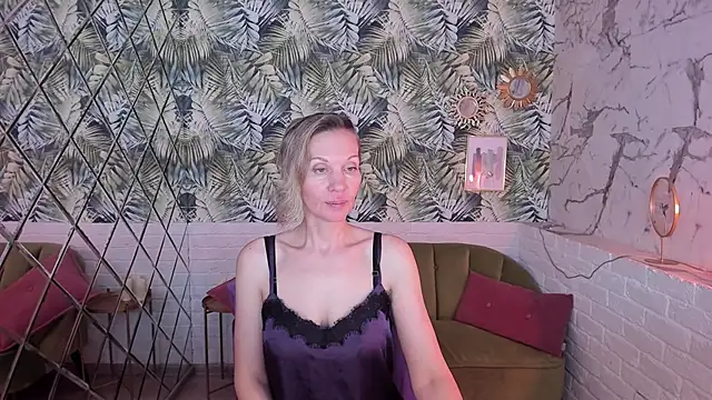 NancyGrace's cam snapshot