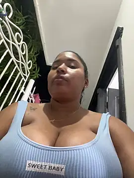 AmbarSex23xo's cam snapshot