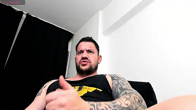 musclemonster31 live sex cam