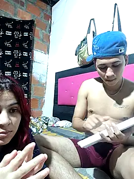 Zoe_axxelll live sex cam