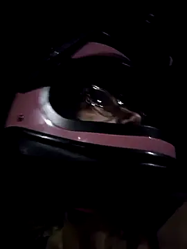 Irresistible24's cam snapshot