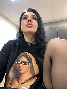 MaeveMoon's cam snapshot