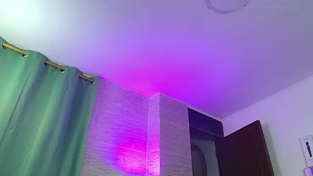 dakota_Robbins_'s cam snapshot