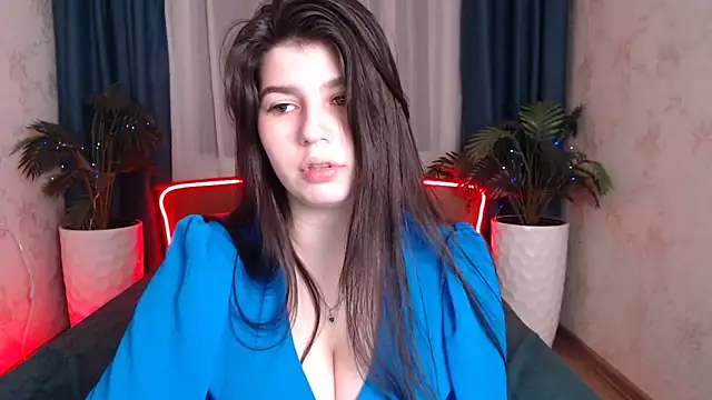 KisaModel's cam snapshot