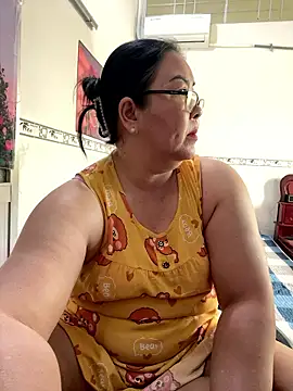 Alinat_'s cam snapshot