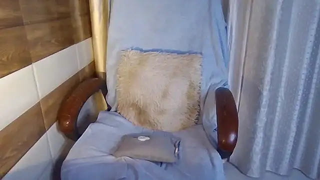 Yashika_Loves's cam snapshot