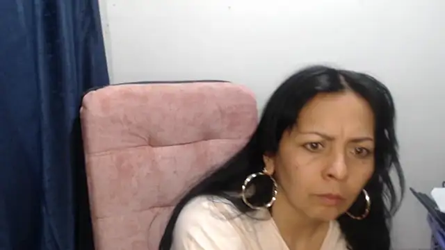 Paolahotty's cam snapshot