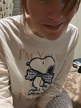 MeluaMauritius's cam snapshot