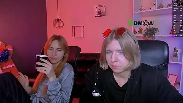 gloria_bubble's cam snapshot