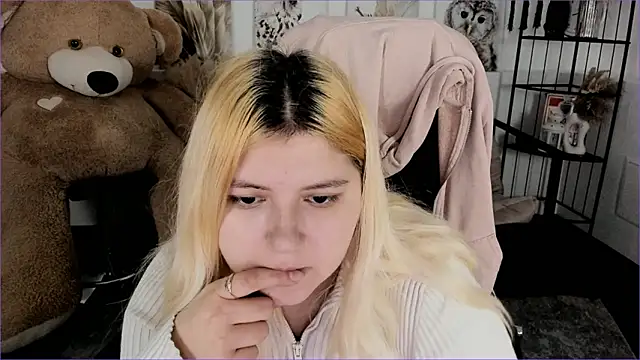 DiaAngell's cam snapshot