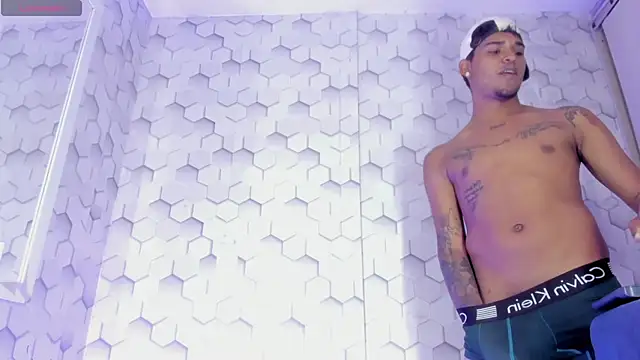 Tayler_Hot_Boy's cam snapshot