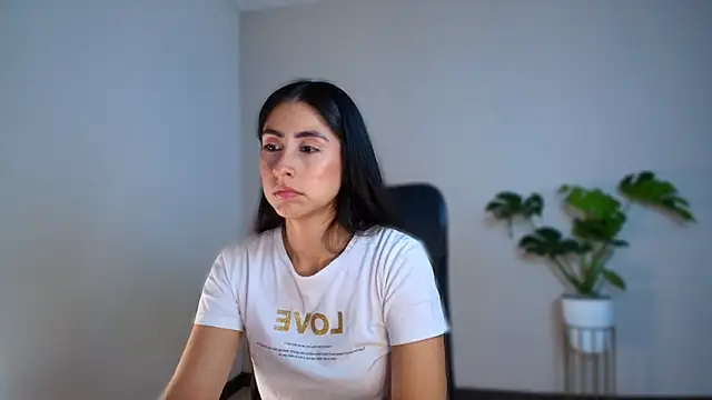 auroracaruso11 live sex cam