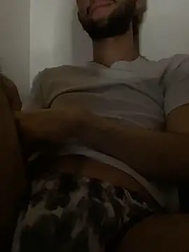 Michaell_Spinelly's cam snapshot