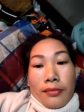 gio-thu live sex cam