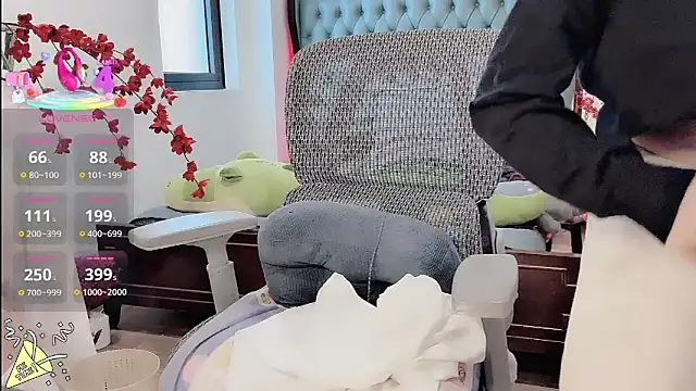 Caryln-Bun live sex cam