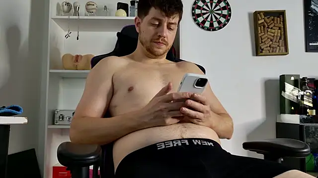 aaronlegend_'s cam snapshot