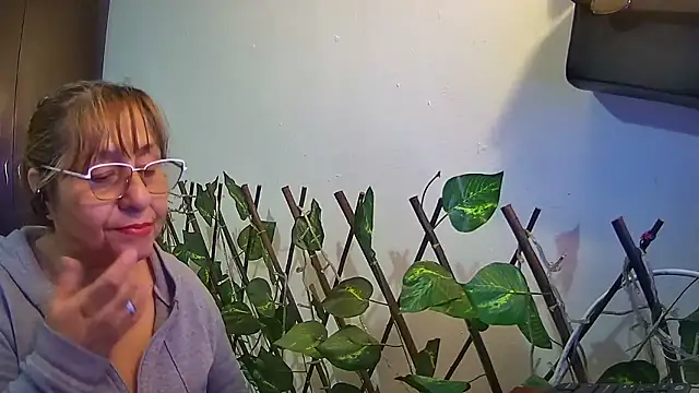 nicoltatiana_'s cam snapshot