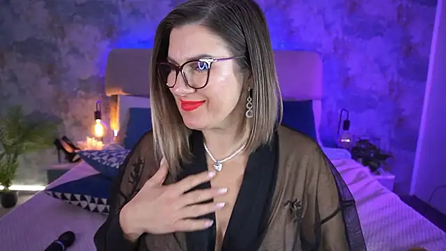 KiraRoxx's cam snapshot