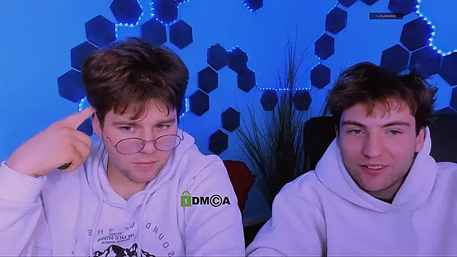 michael_strong1's cam snapshot