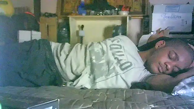 ON3YOULLN3VER_FIR3's cam snapshot