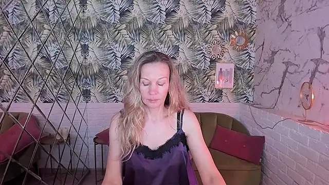 NancyGrace's cam snapshot