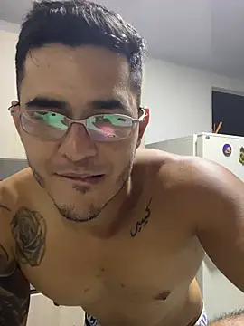 big-tyler's cam snapshot