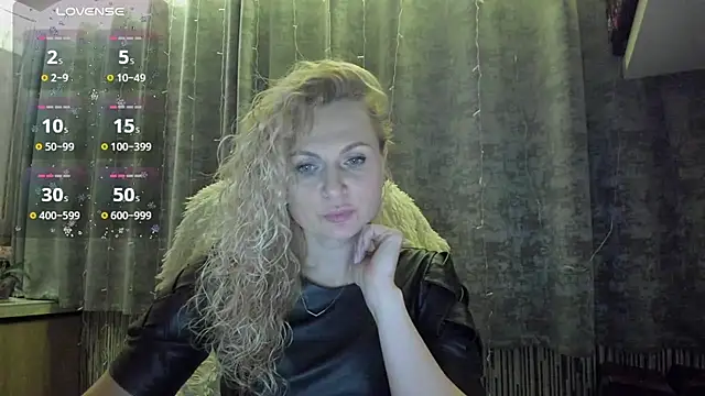 LanaLight_x's cam snapshot