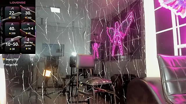 Nini_Beyker's cam snapshot