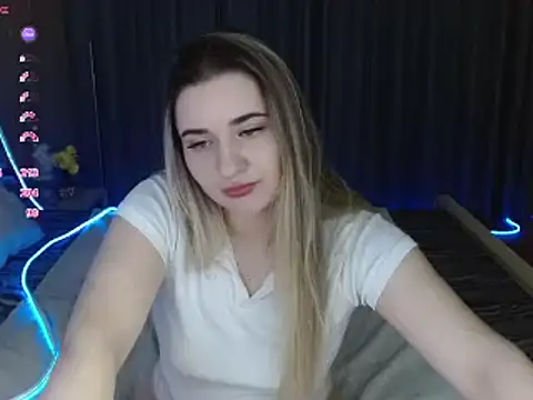 BellaaBlushh's cam snapshot