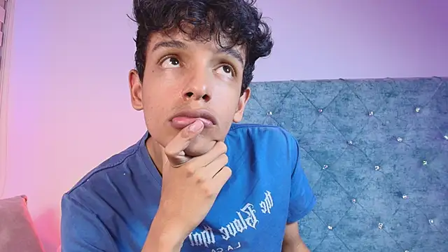 maxfrost_1's cam snapshot