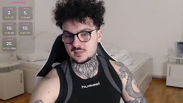 hyper_syren's cam snapshot