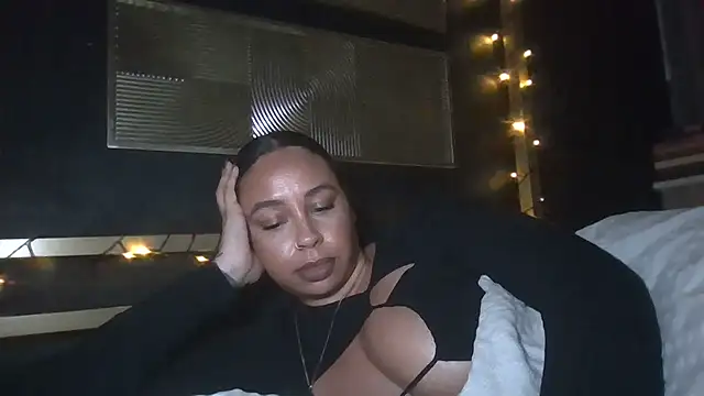 BigBootyJaydaxo live sex cam