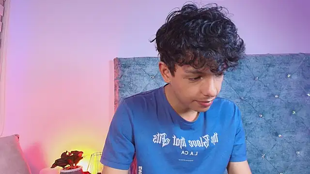 maxfrost_1's cam snapshot