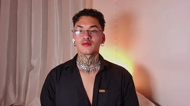 AlecBanne live sex cam