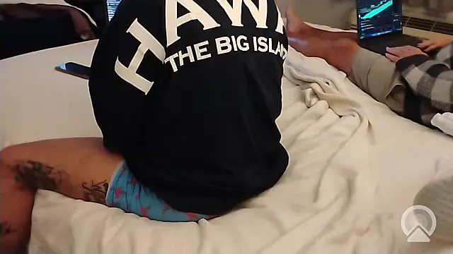 tialuna_x69's cam snapshot