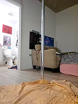 VirginDaisy's cam snapshot