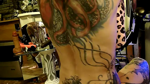 Miss-Paradise's cam snapshot