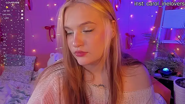 CarolineLovers's cam snapshot