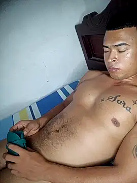 Rouer_9's cam snapshot