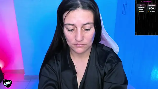 Saskyaa's cam snapshot