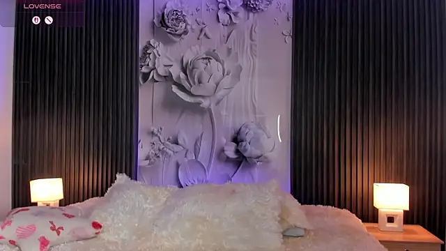 ShaniaDaniels's cam snapshot