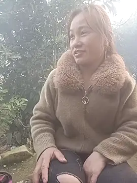 cutebobi's cam snapshot