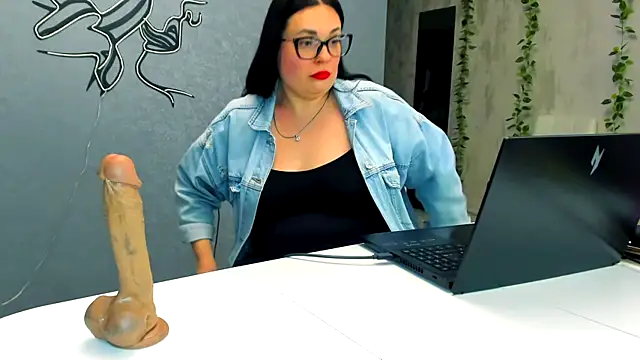 Yesss_Lilith's cam snapshot