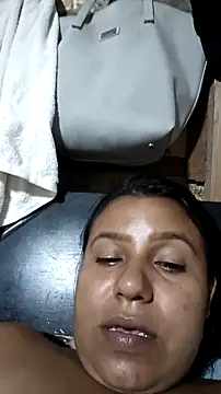 hotblack-2's cam snapshot